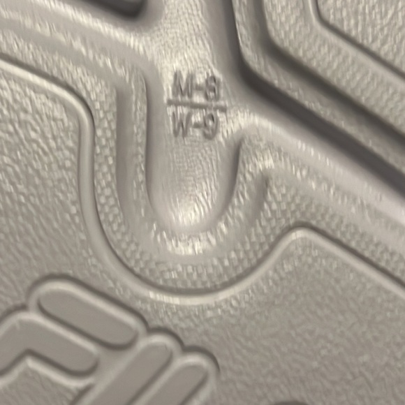 NWT Fila Big Box Logo Slide Sandal - Picture 7 of 8